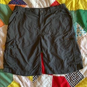 Columbia Omni-Shade Hiking Cargo Shorts W32 L10
